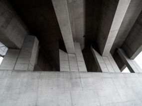 Erlaufbrücke der Umfahrungsstraße Wieselburg mit Sichtbeton von Wopfinger